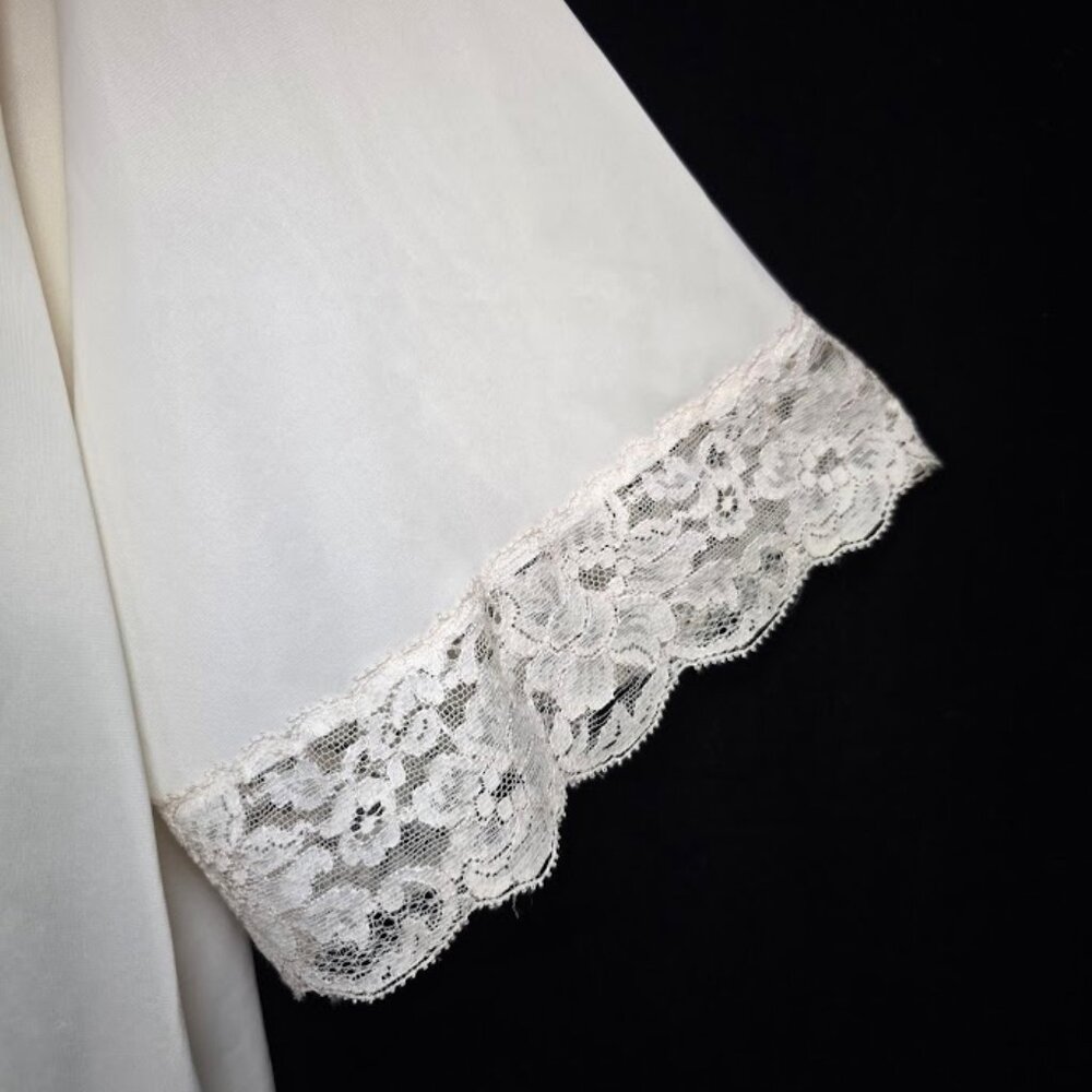 Vintage Shadowline Bed Jacket Pink Lace Trim Embroidered Pink Flowers M - Picture 5 of 12